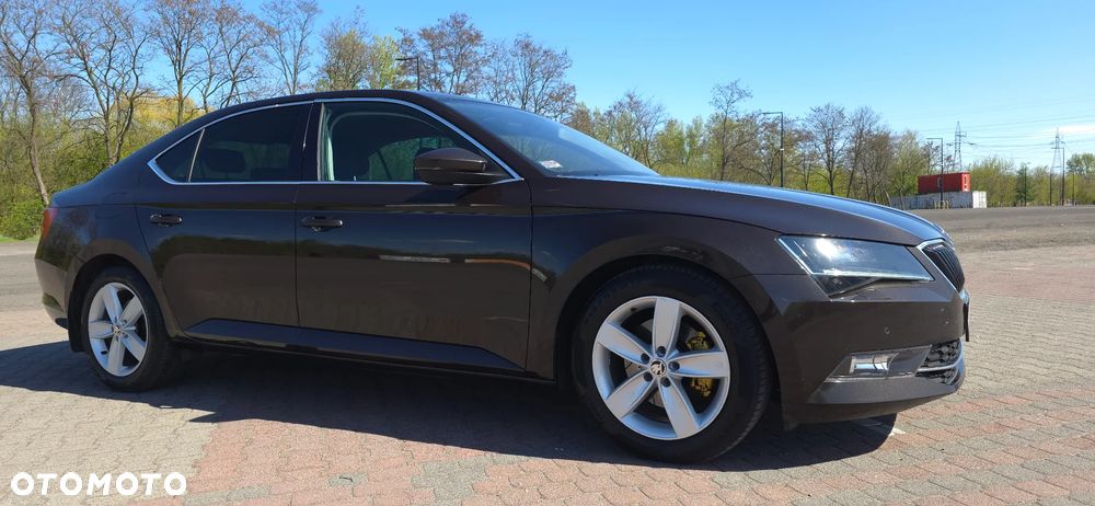 Skoda Superb 2.0 TSI Sportline DSG - 26