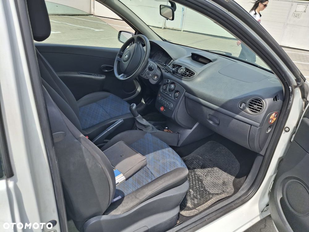 Renault Clio 1.2 16V Authentique - 7