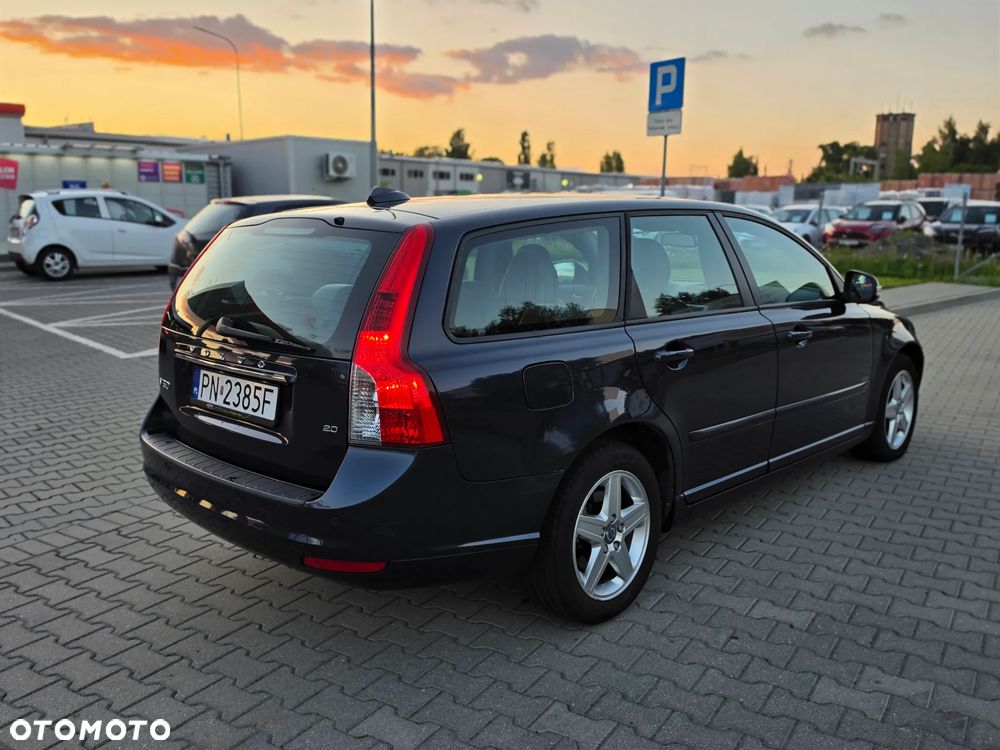 Volvo V50 - 3