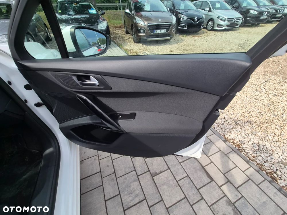 Peugeot 508 BlueHDi FAP 150 Stop&Start Allure - 23
