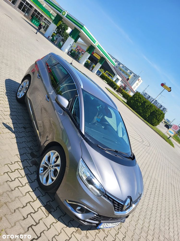 Renault Scenic - 4