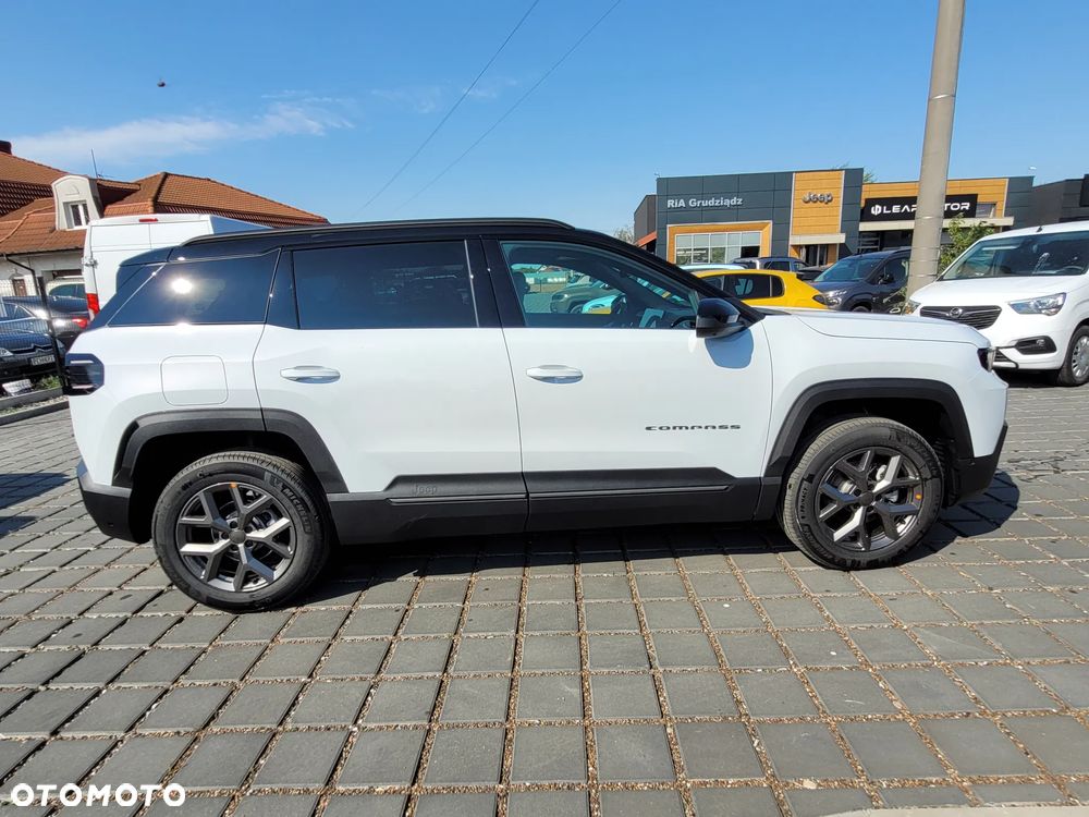 Jeep Compass 1.2 T3 mHEV First Edition FWD DCT - 8