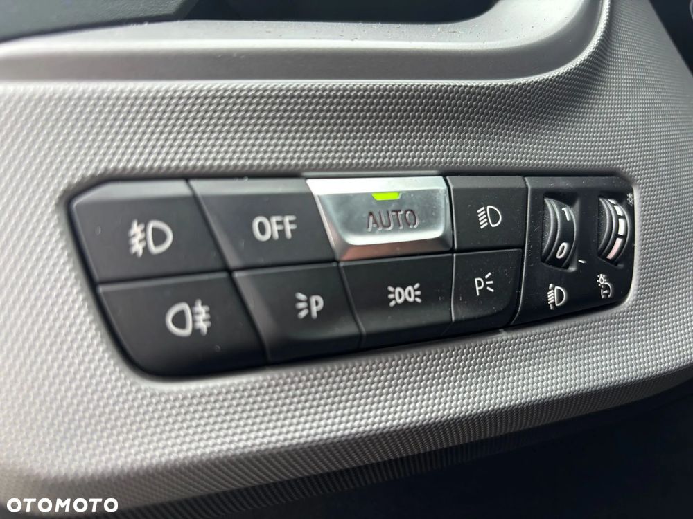BMW Seria 1 118i Advantage - 8