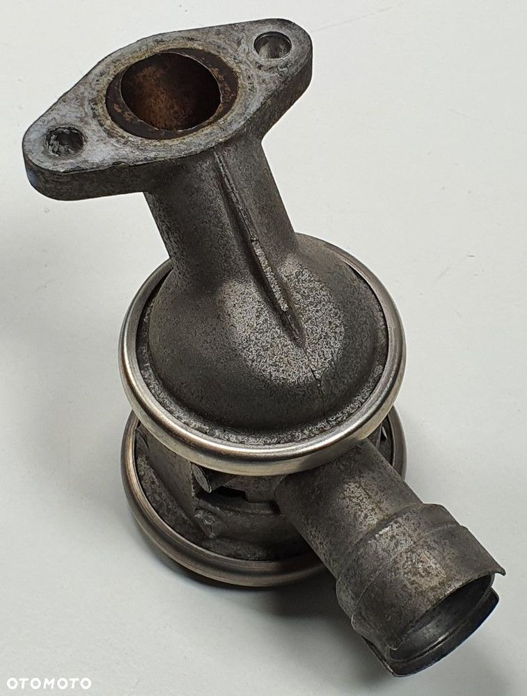 ZAWÓR EGR BMW 7 E65 3.6 V8 728238 - 3