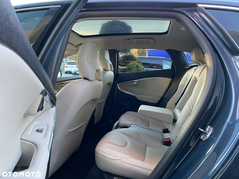 Volvo V40 D2 Drive-E Inscription - 8