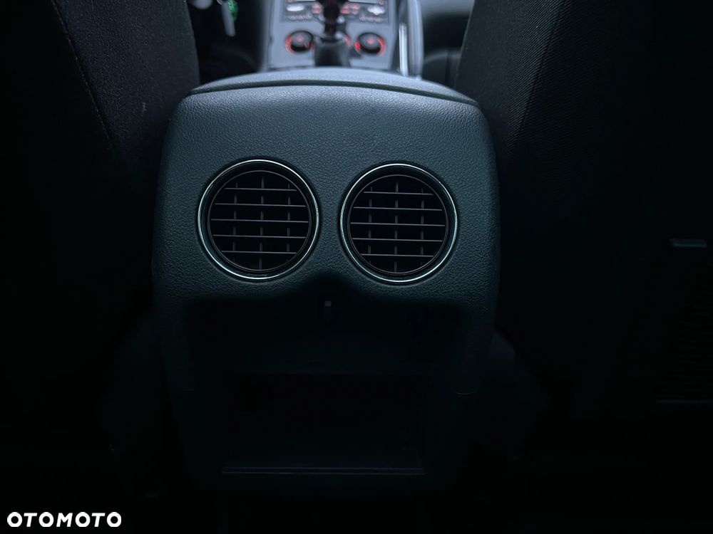 Peugeot 3008 - 25