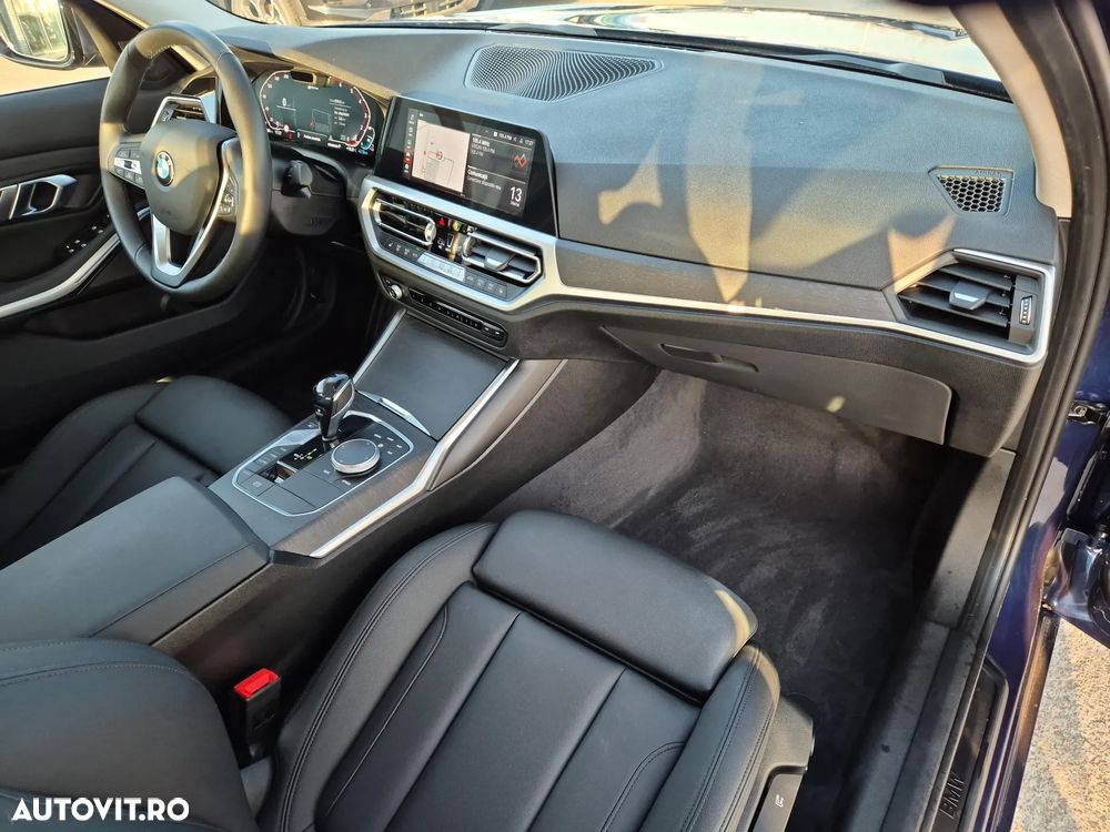 BMW Seria 3 330e Aut. Sport Line - 25