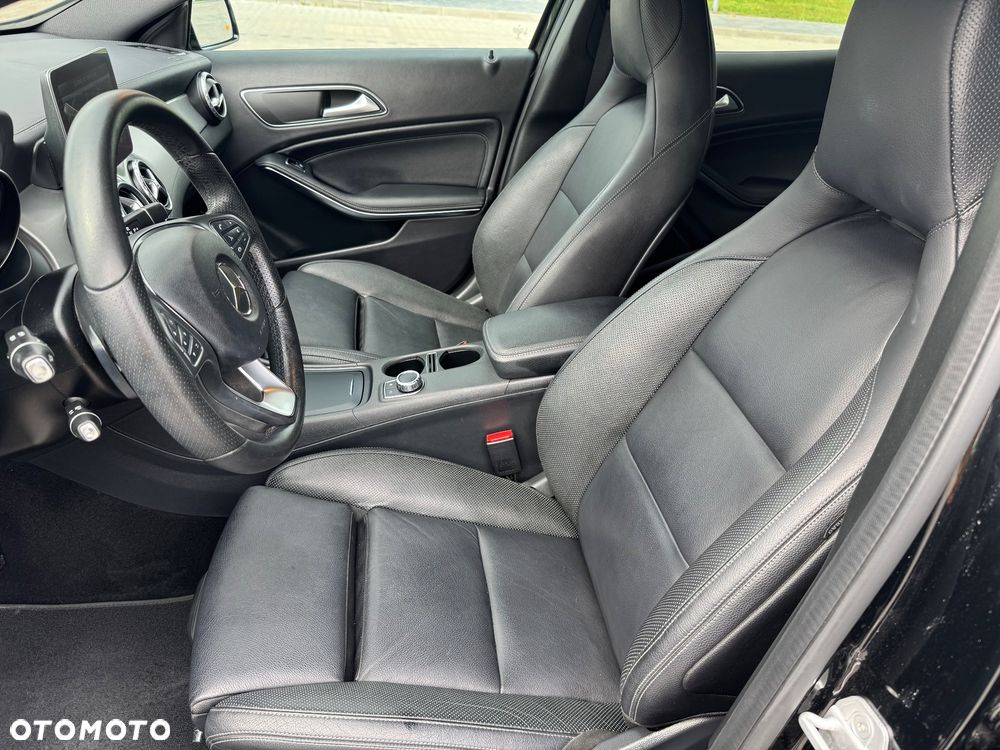 Mercedes-Benz GLA 200 (CDI) d 7G-DCT - 10