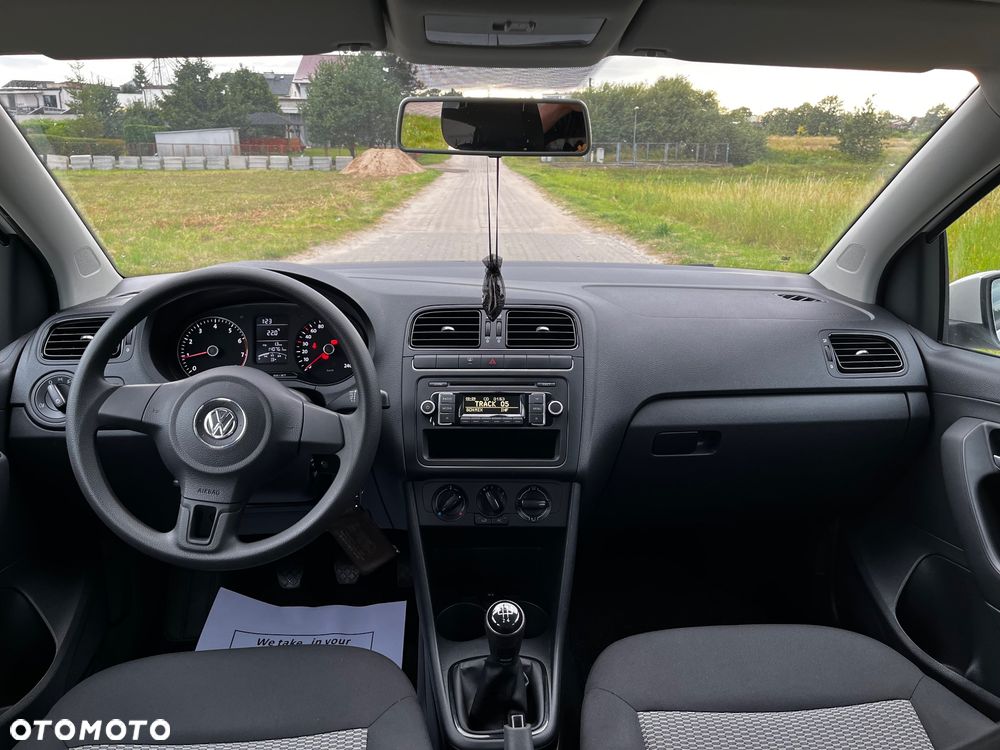Volkswagen Polo 1.2 12V Comfortline - 28