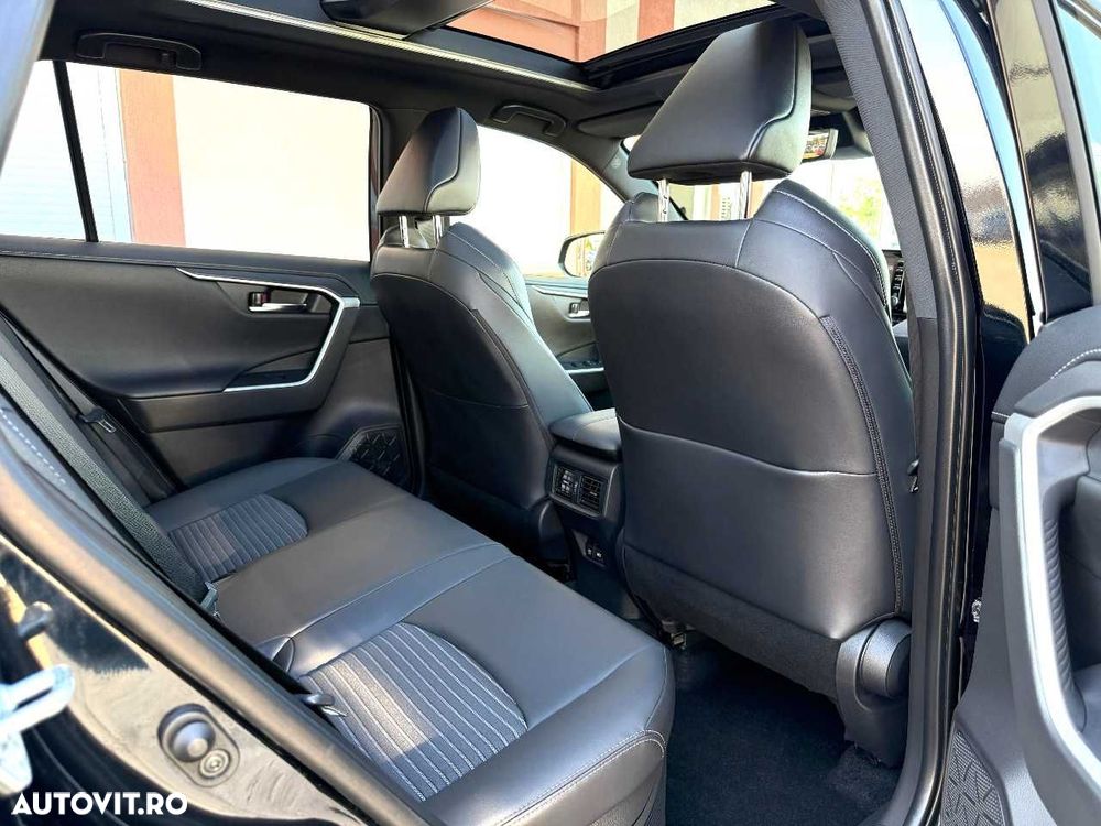 Toyota RAV4 - 21