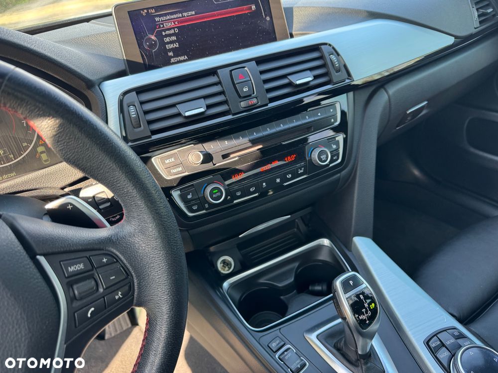 BMW Seria 4 428i xDrive Sport-Aut Luxury Line - 15