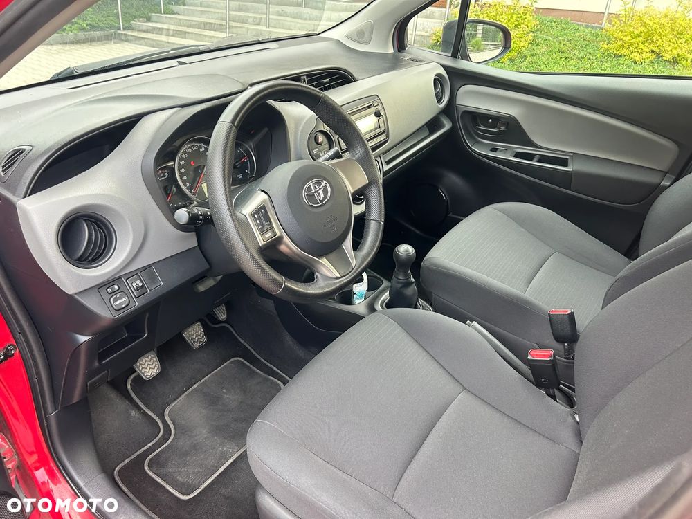 Toyota Yaris 1.0 Life EU6 - 7