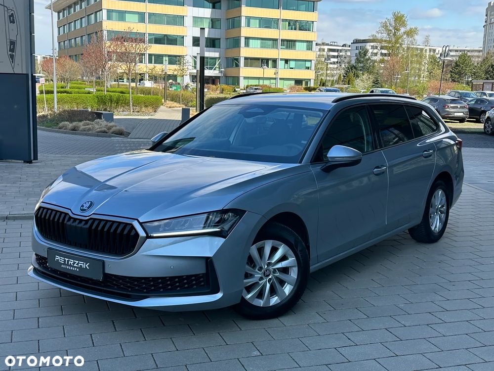 Skoda Superb 1.5 TSI mHEV Selection DSG - 2