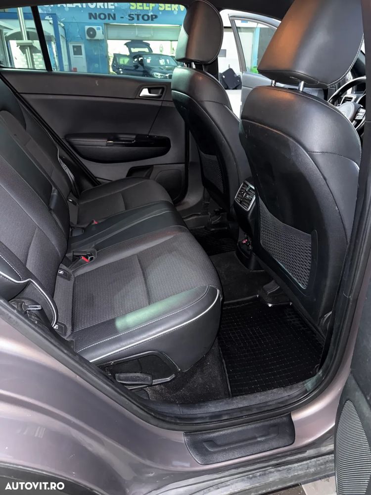 Kia Sportage 1.6 T-GDI 7DCT 4x4 GT Line - 24