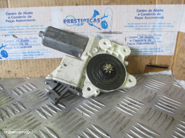 Motor Elevador Vidro 992045100 TOYOTA AVENSIS 2004 TD - 3