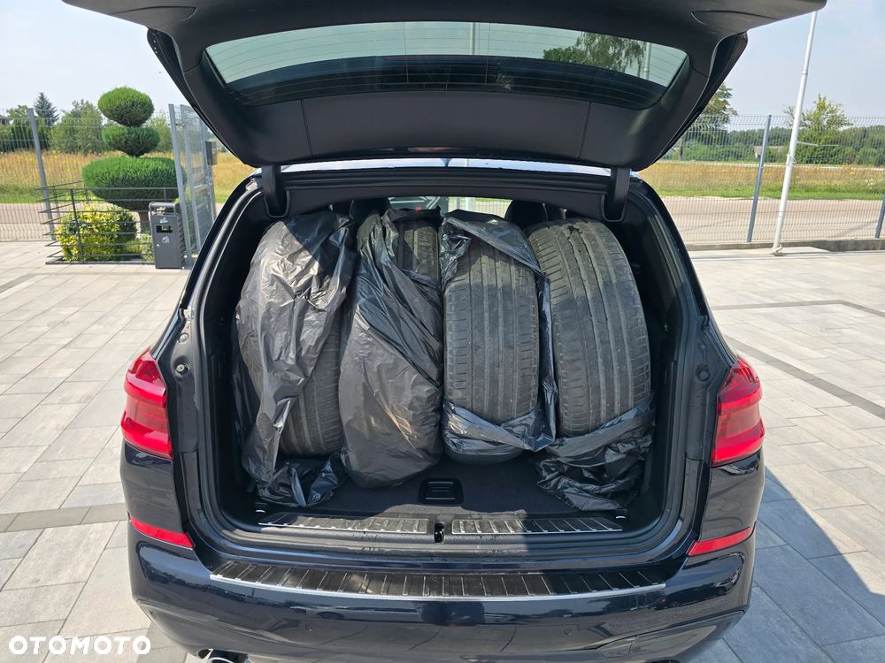 BMW X3 xDrive20d xLine - 31
