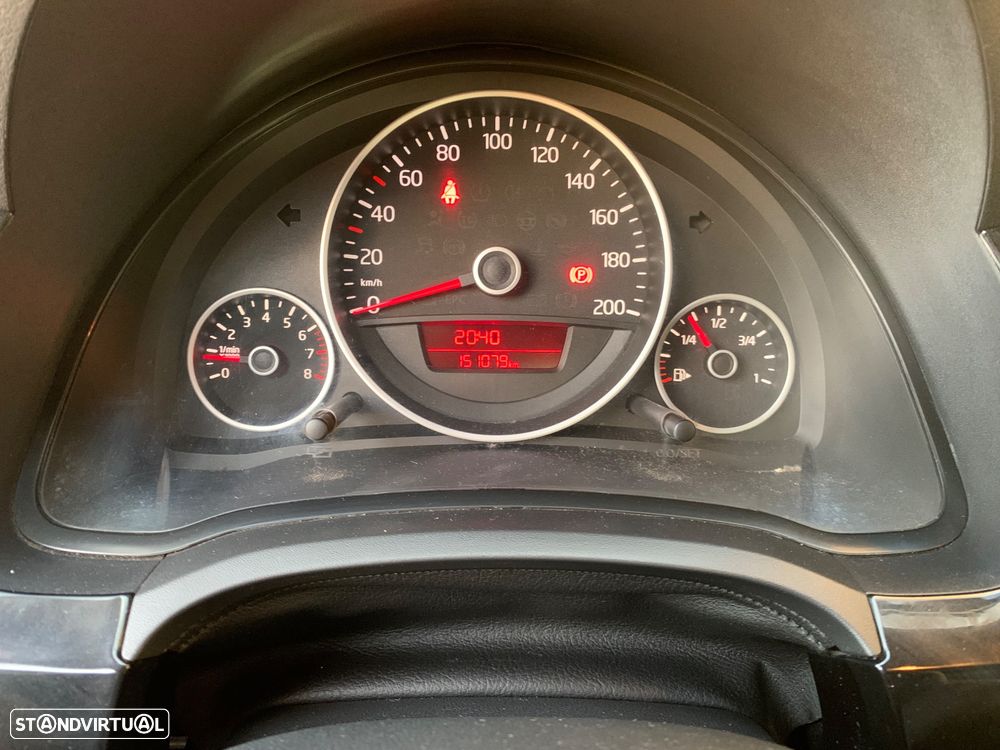 VW Up! - 6