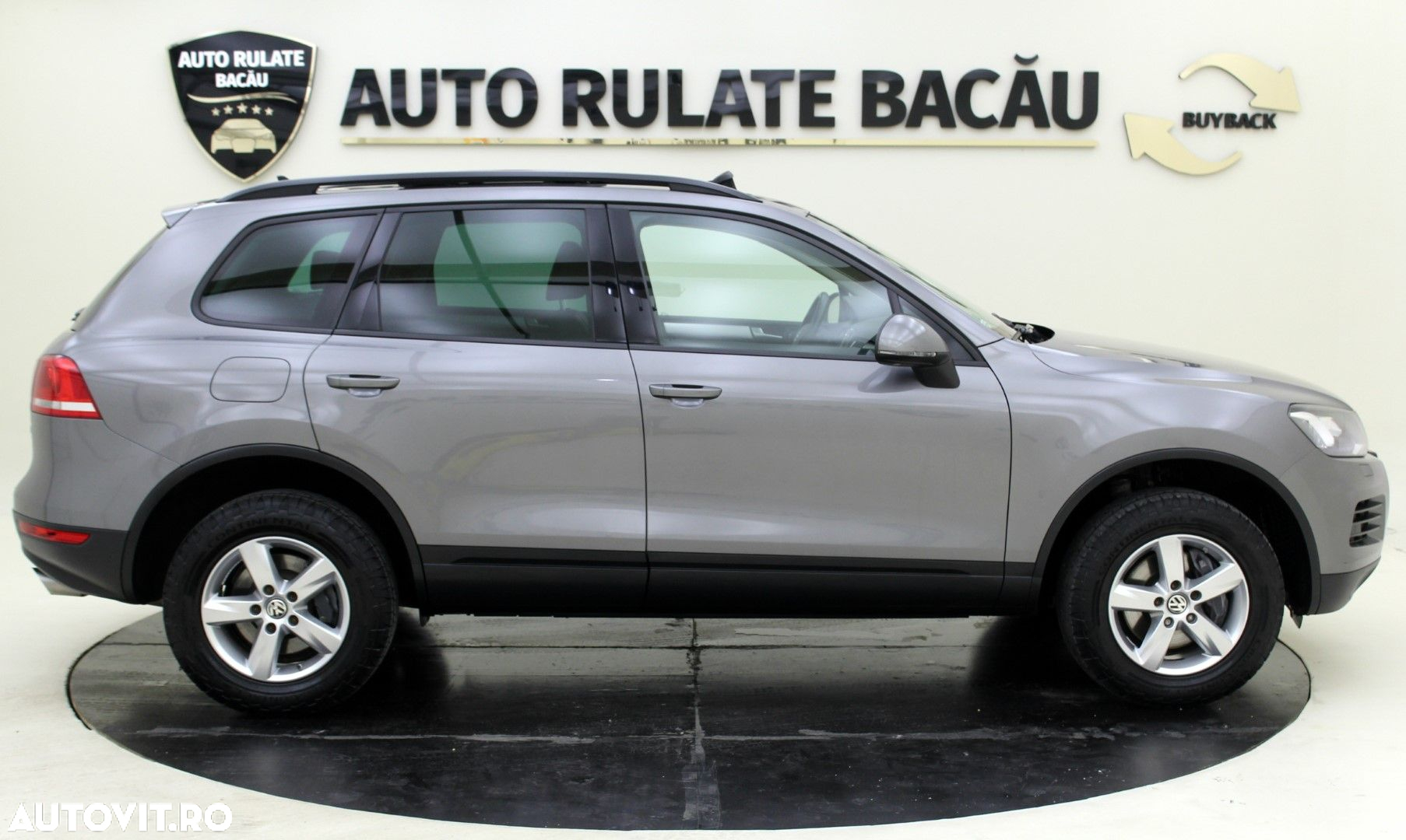 Volkswagen Touareg - 4