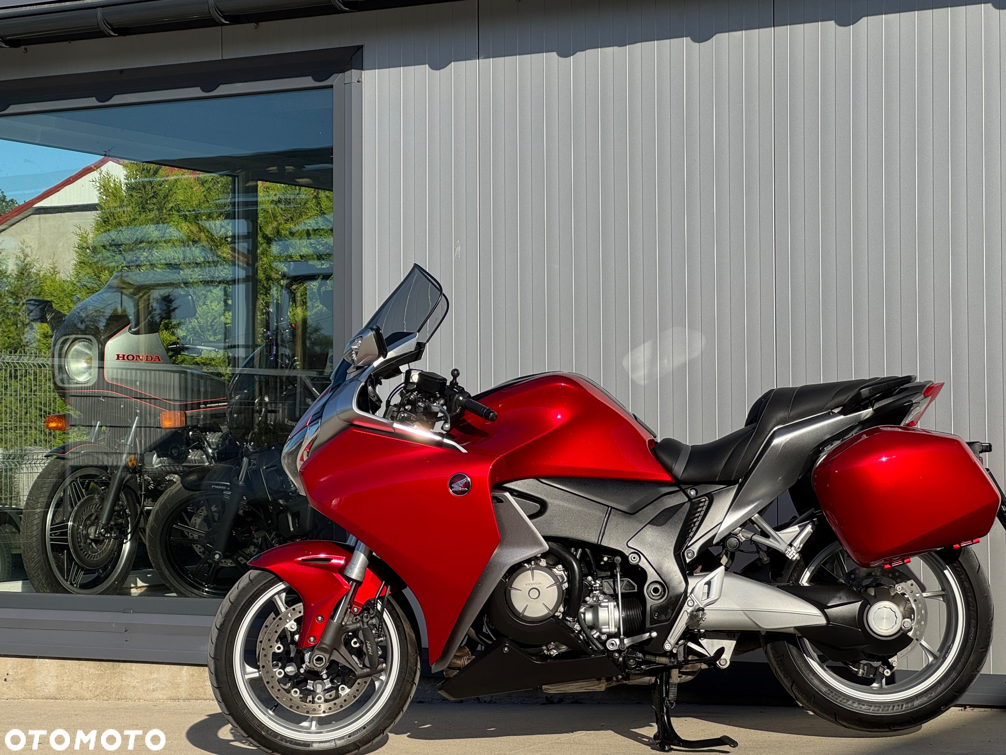 Honda VFR - 29