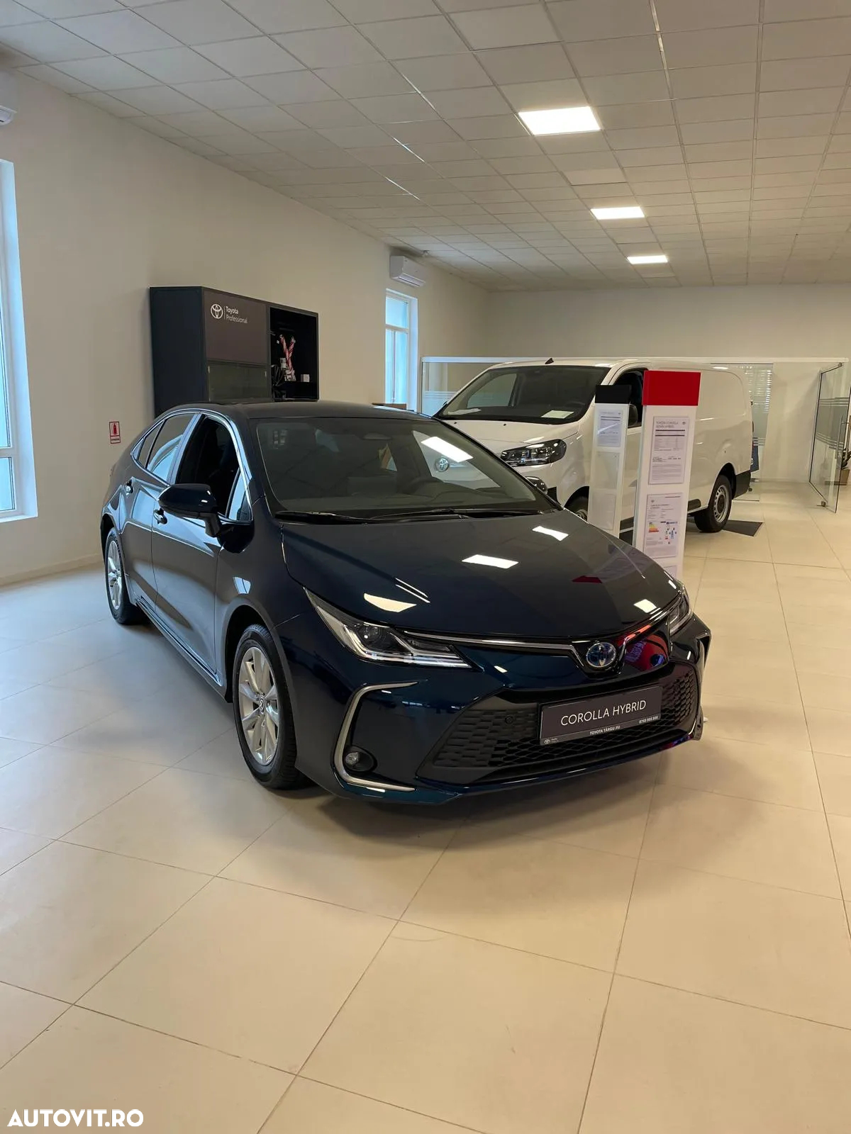Toyota Corolla 1.8 HSD Business - 5