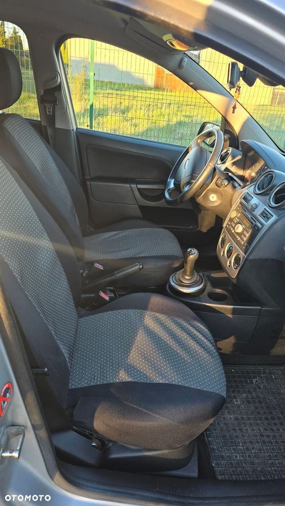 Ford Fiesta 1.4 Durashift-EST Trend - 12