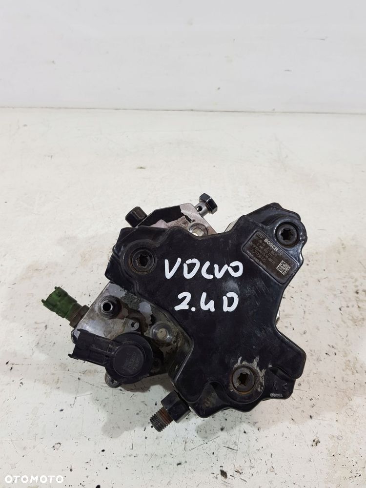 pompa wtryskowa 0445010111 volvo s60 v70 2.4d 30756125 - 1