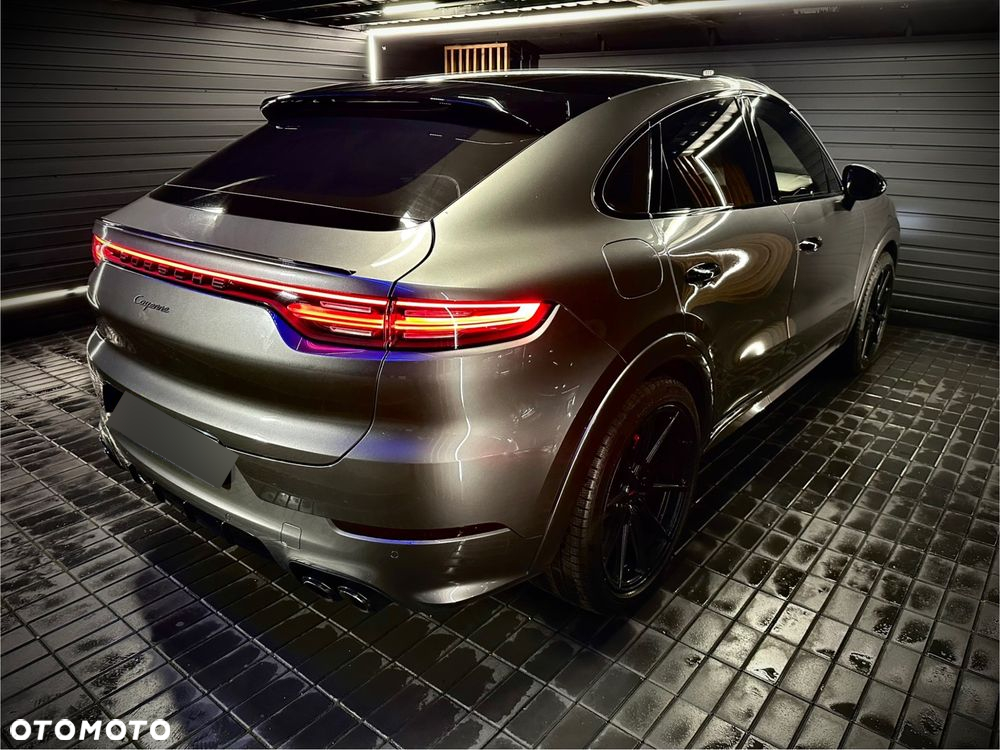 Porsche Cayenne Coupe - 7