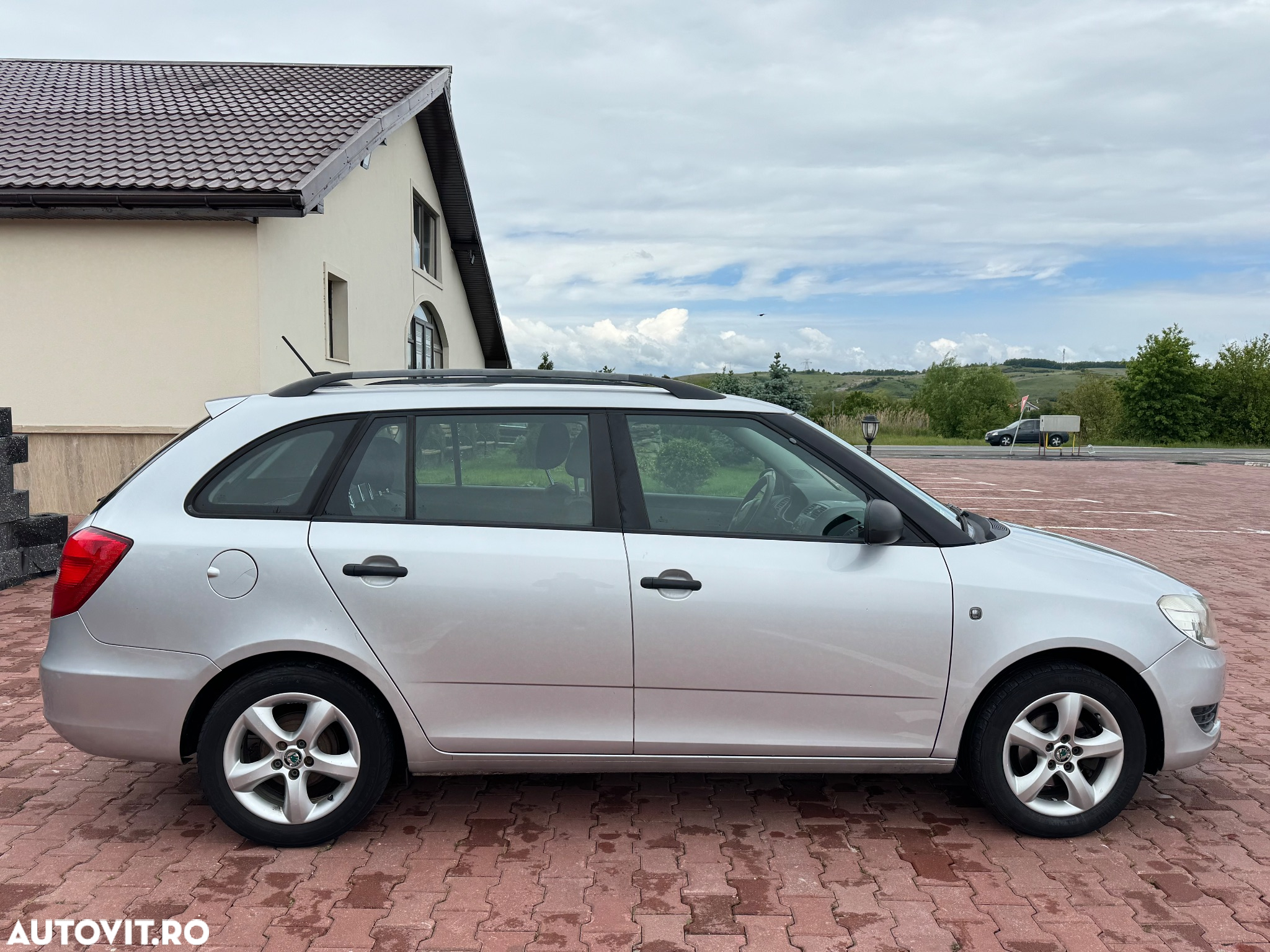 Skoda Fabia 1.2 HTP Combi Elegance - 16