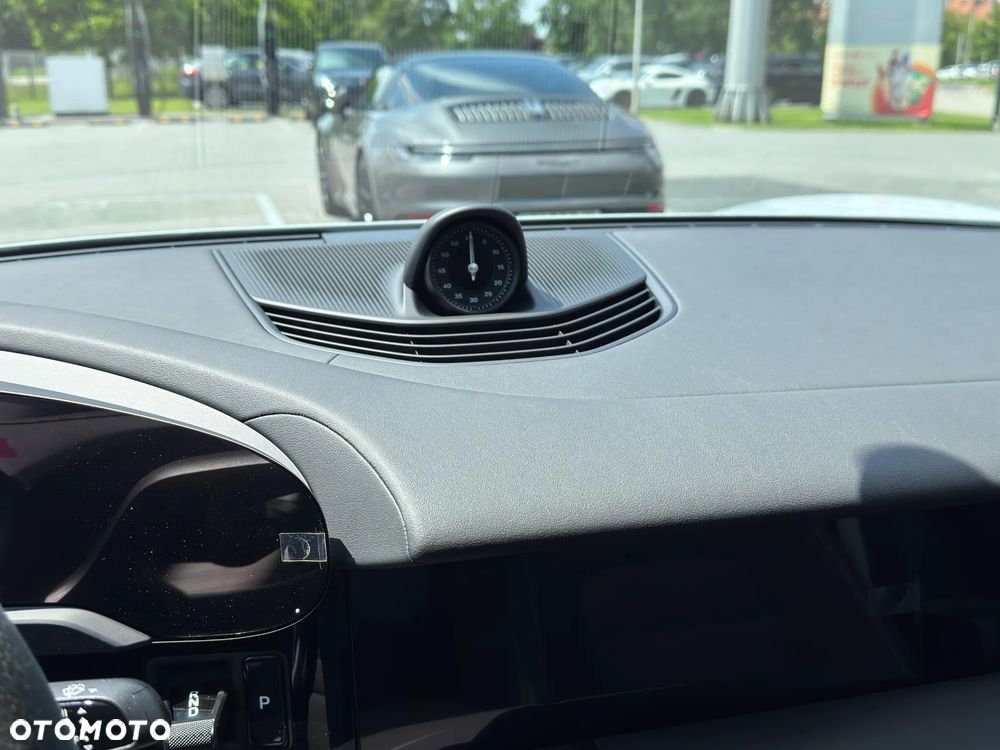 Porsche Taycan 105kWh 4 - 18