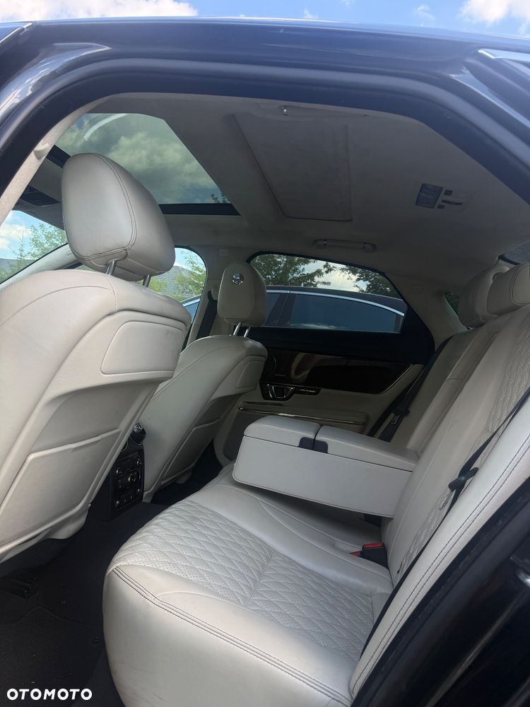 Jaguar XJ 3.0 D V6 Premium Luxury - 7