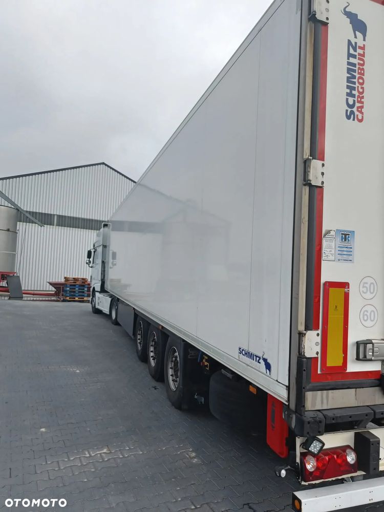 Schmitz Cargobull SKO 24/L - 1