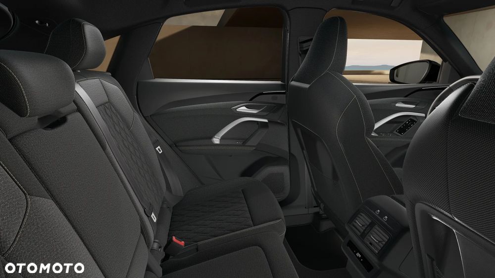 Audi Q5 Sportback - 12