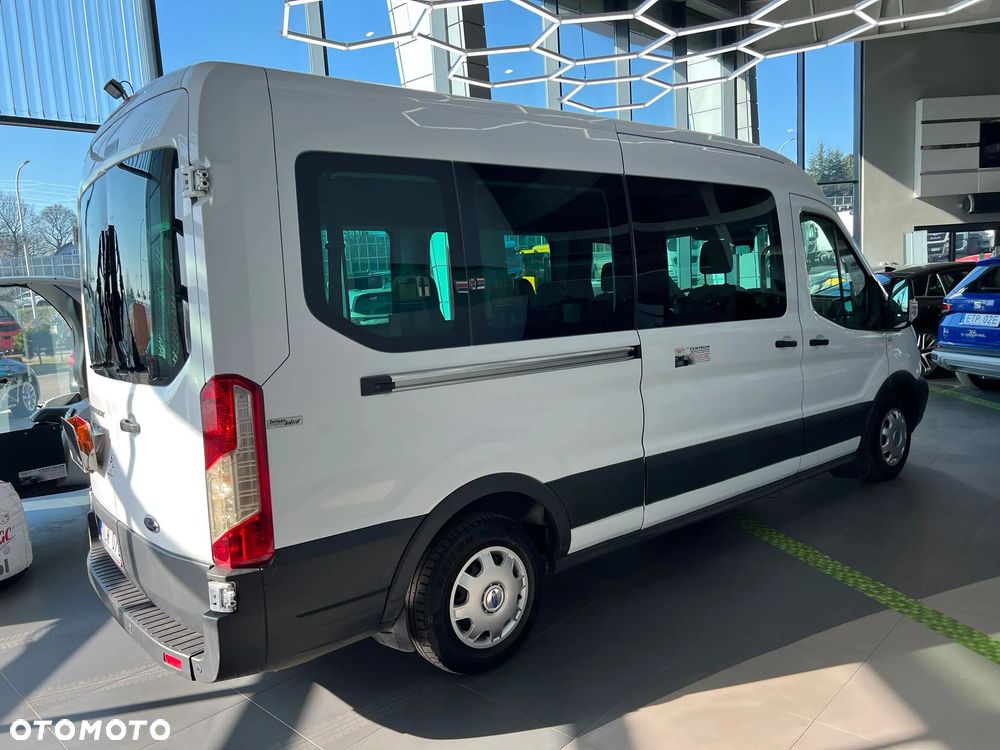 Ford Transit 350 Combi 2.2 TDCi Manual / BEZWYPADKOWY / GWARANCJA / 9 MIEJSC / SERWISOWANY / 1WŁ. / ORYGINALNY PRZEBIEG / RAMPA DLA INWALIDÓW - 8