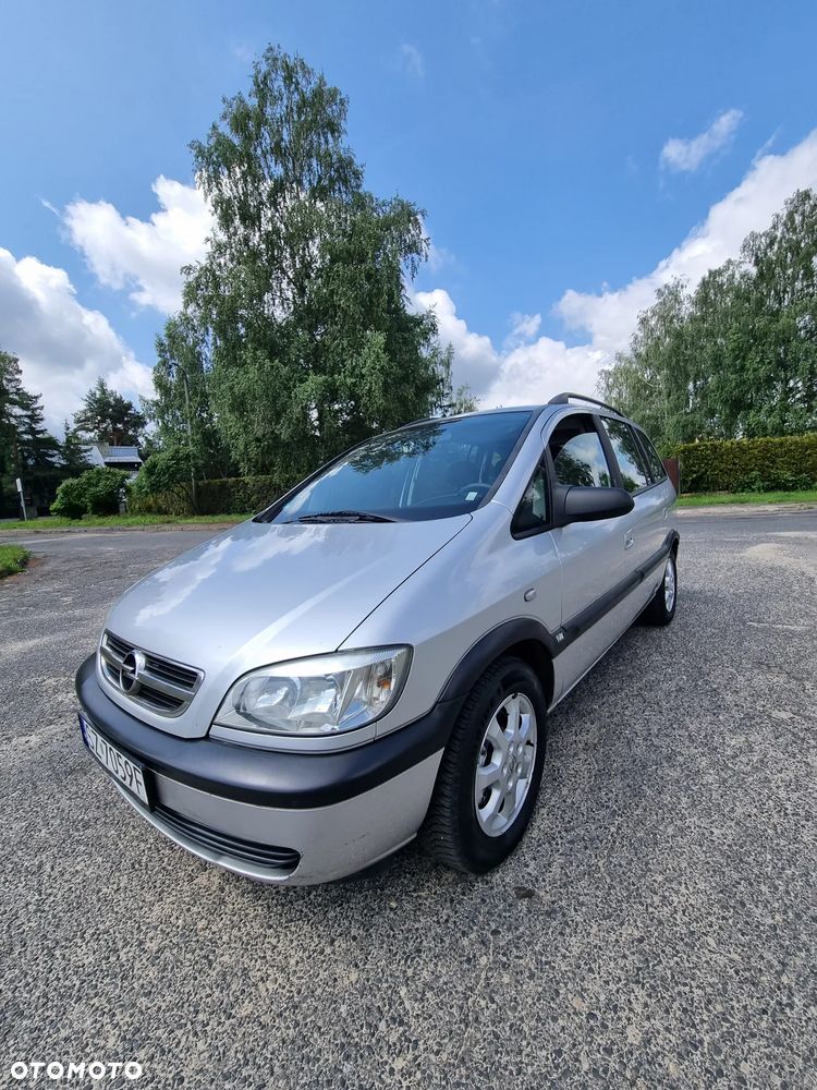Opel Zafira 1.8 Njoy - 1