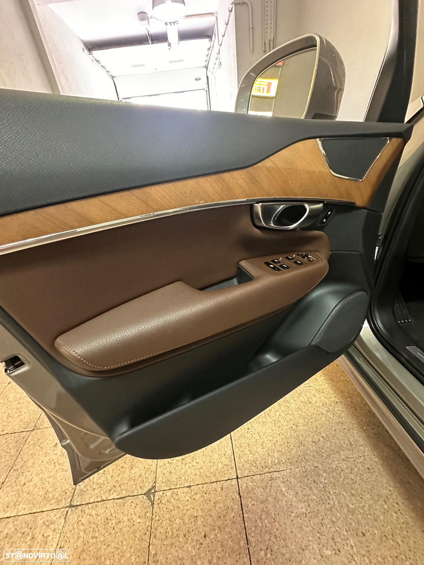 Volvo XC 90 T8 AWD Recharge Geartronic RDesign - 17