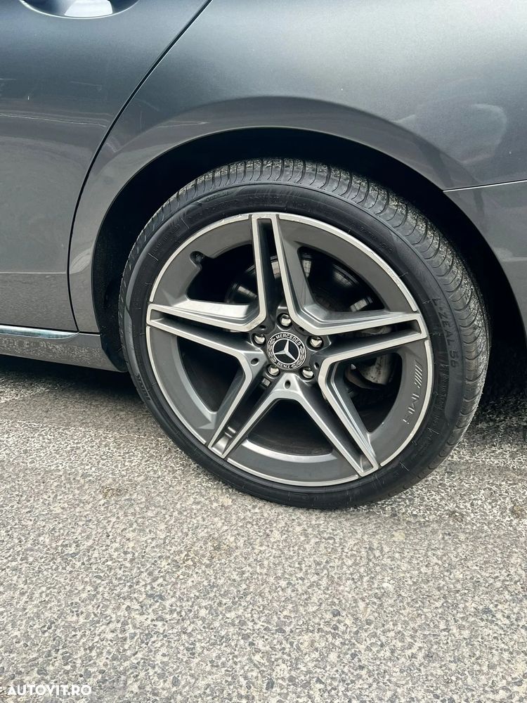 Mercedes-Benz E - 9