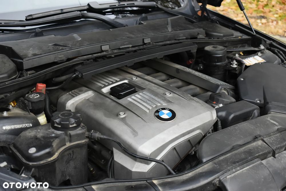 BMW Seria 3 - 16