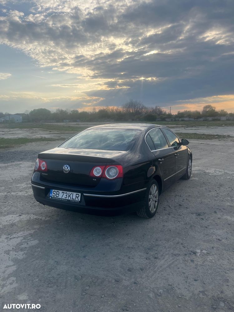 Volkswagen Passat - 10