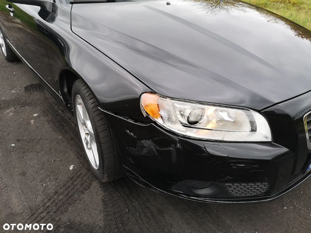 Volvo V70 T4 Momentum - 35