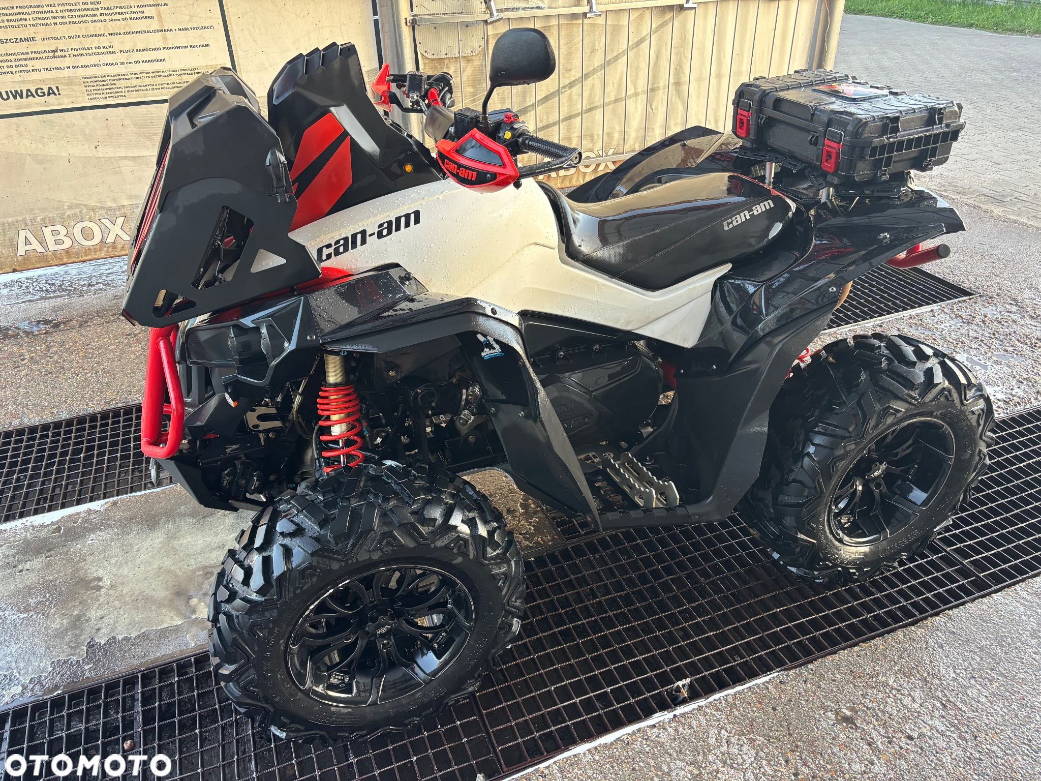 Can-Am Renegade - 8