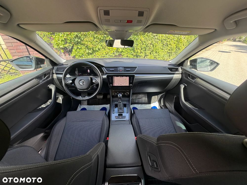 Skoda Superb 2.0 TDI SCR Style DSG - 8