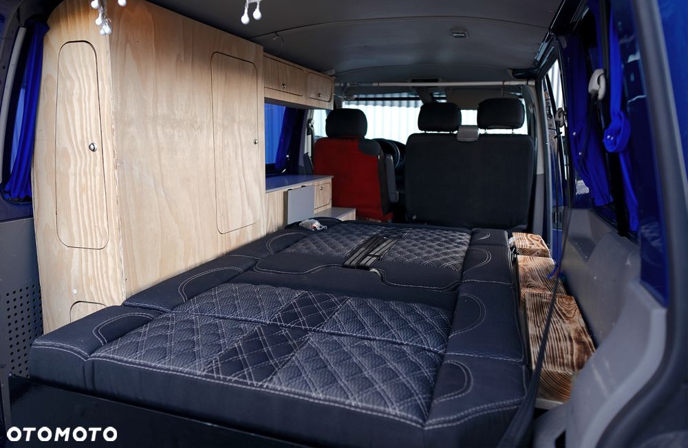 Volkswagen Transporter - 8