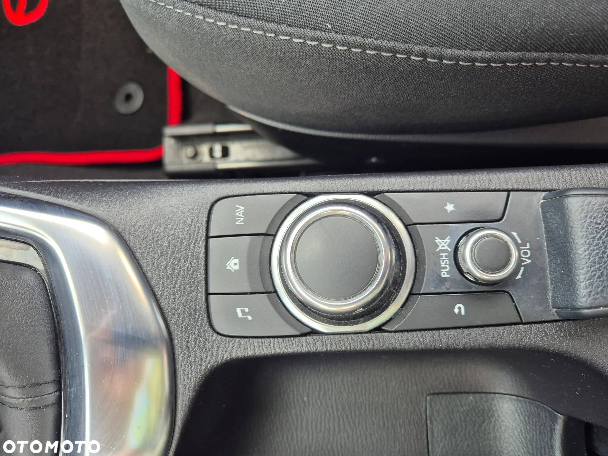 Mazda 2 SKYACTIV-G 90 Exclusive-Line - 11