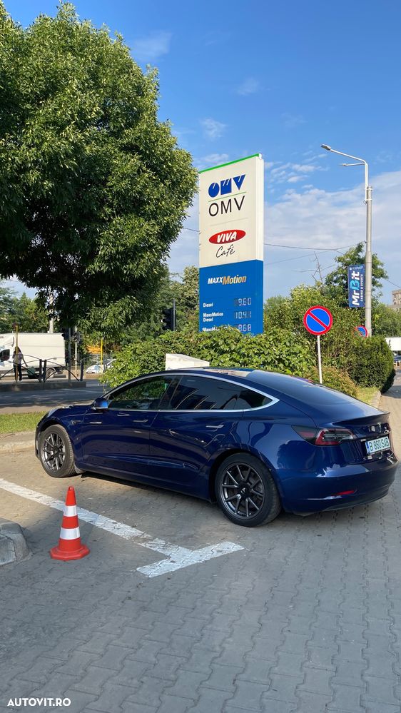 Tesla Model 3 Standard Reichweite Plus Hinterradantrieb - 1