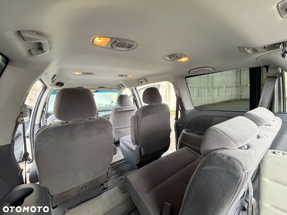 Honda Odyssey 3.5 LX - 21