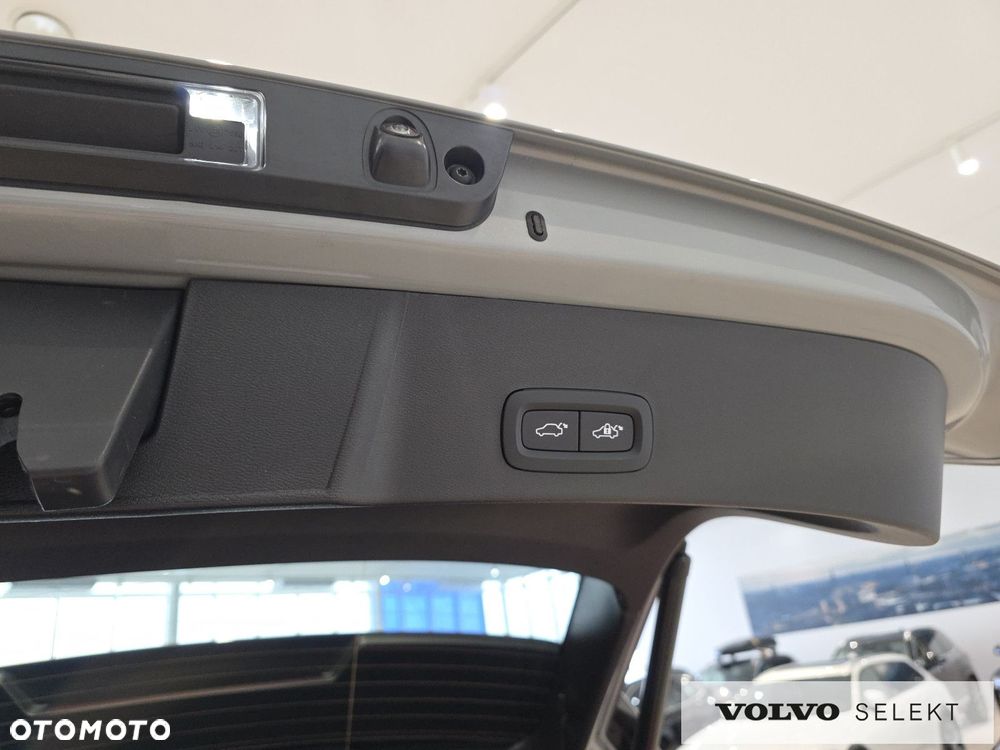 Volvo XC 40 - 30