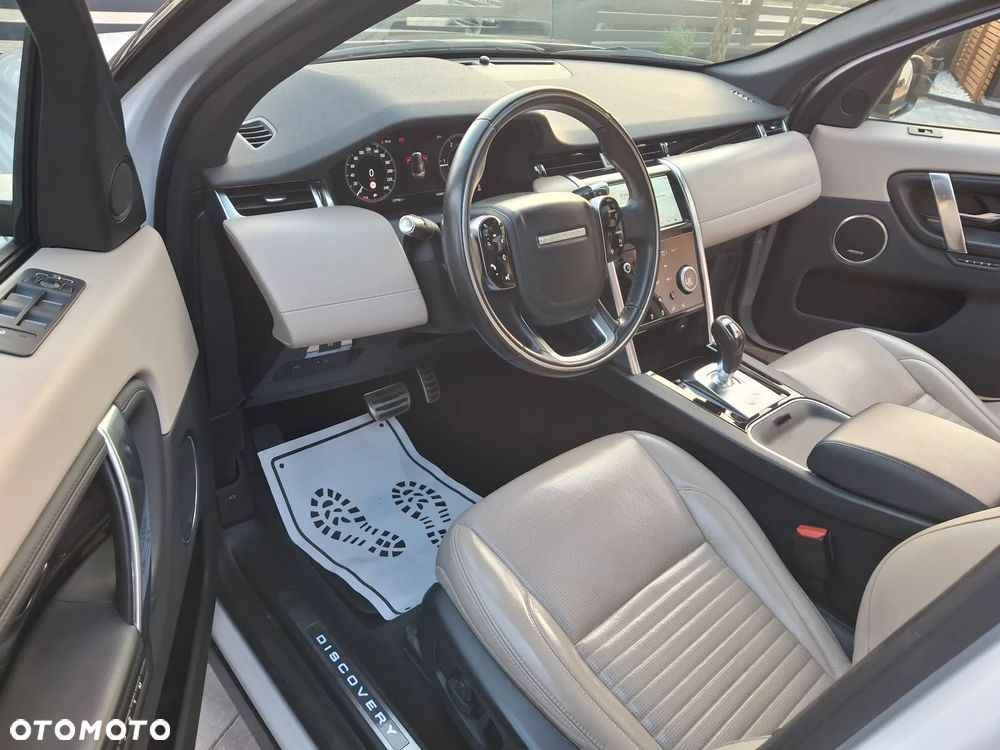 Land Rover Discovery Sport D165 R-Dynamic SE - 32