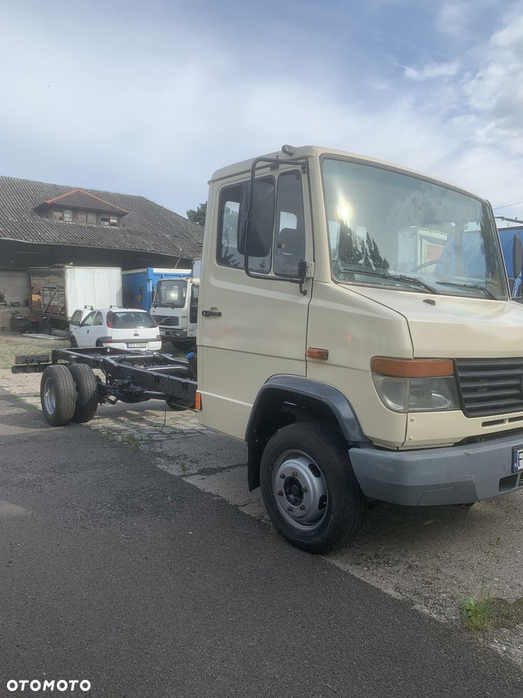 Mercedes-Benz Vario 614 - 4