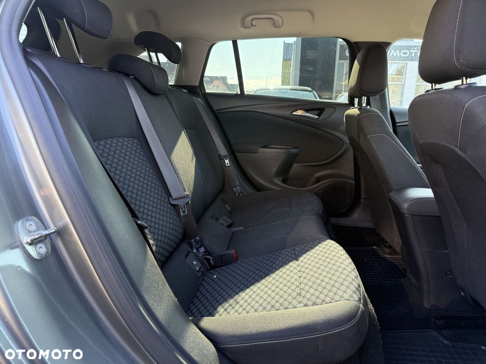 Opel Astra - 23