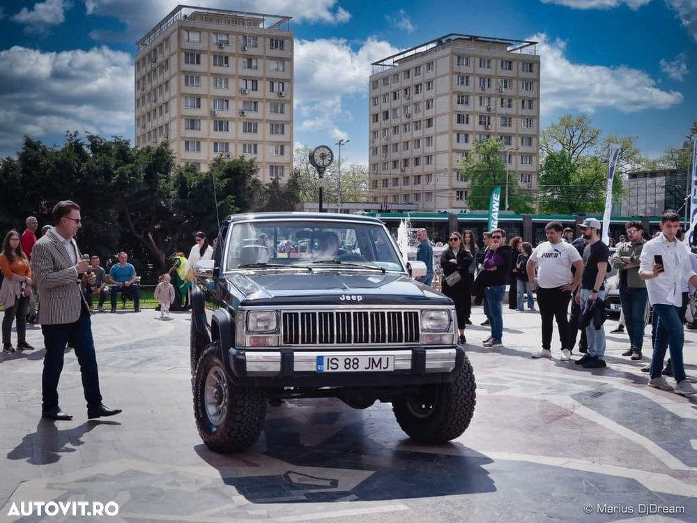 Jeep Comanche - 2